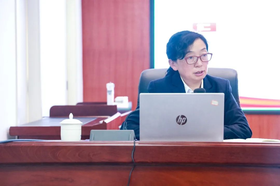 1652667317683114.jpg 2022-05-13-【學(xué)習(xí)總書記重要講話精神】張聯(lián)紅為公司青年職工講授專題團(tuán)課1.jpg