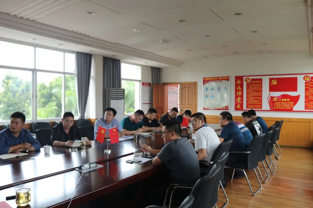 1662346503773506.jpg 李元鴻到神秘谷瀾滄江大橋項(xiàng)目檢查指導(dǎo)2.jpg