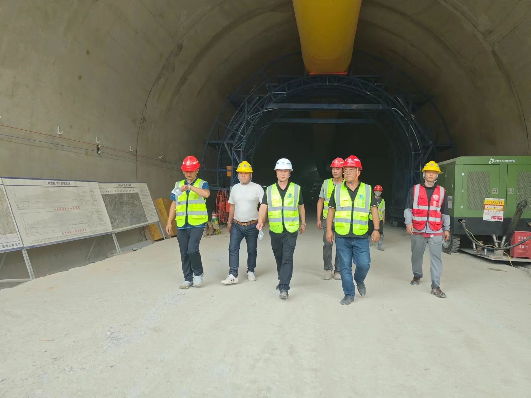 1716189745548366.jpg 1716189745548366.jpg